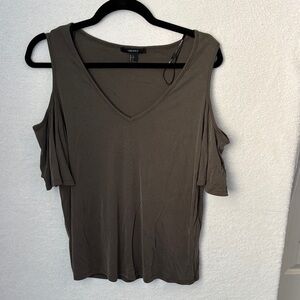 Forever 21 Cold Shoulder Blouse in Dark Olive